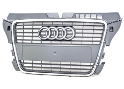 MASKA AUDI A3 08-012 SIVA S CHROM LAJSNOM S NOSAČEM TABLICE