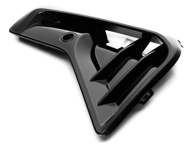 REŠETKA PRED. BRANIKA BMW X3 G01 021- LX CRNA SJAJNA M-TEK SENZ.