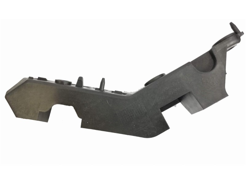 KLIZAČ PRED. BRANIKA AUDI Q3 018- LX