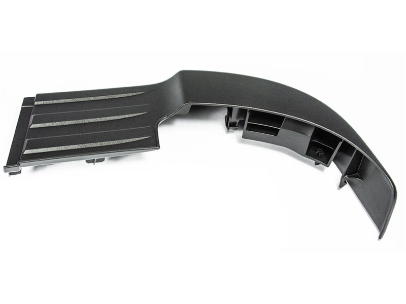 GAZIŠTE ZAD. BRANIKA TOYOTA HI-LUX 015- LX