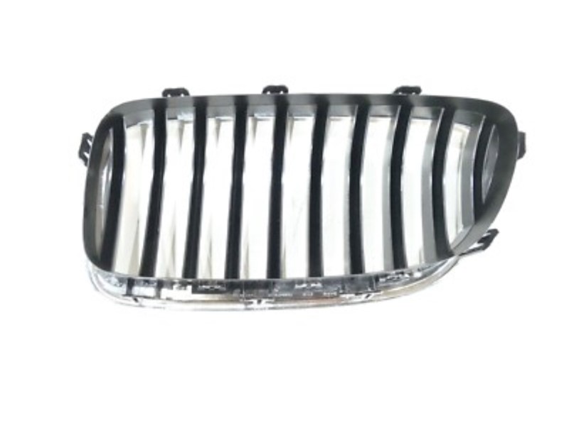 MASKA BMW F10 013- DX KROM/CRNA MOD LUXURY LINE