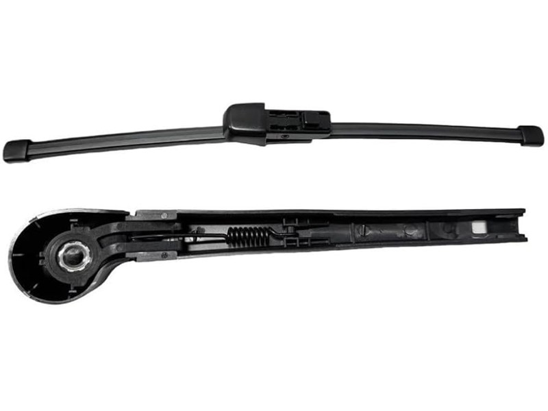 BRISAČ ZAD. VW GOLF VII 013- KOMPLET S NOSAČEM